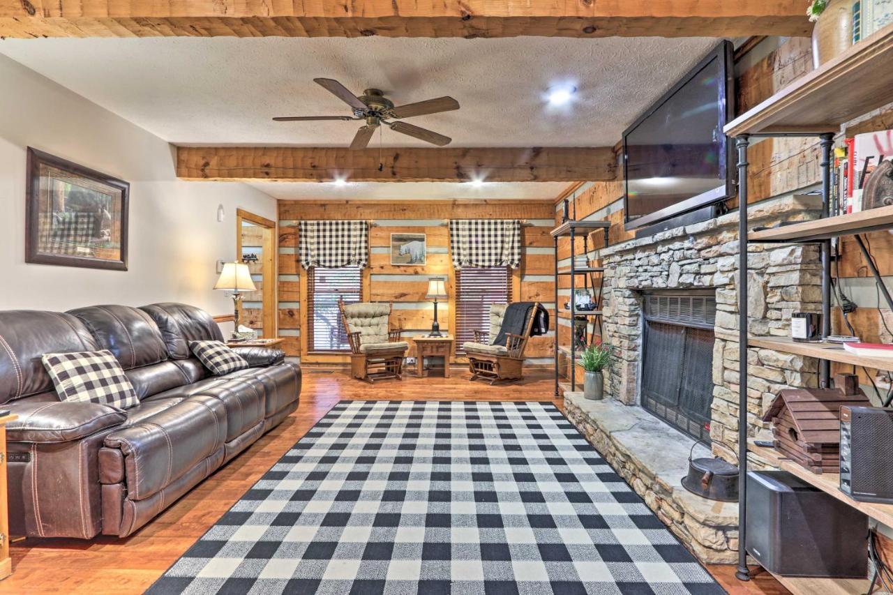 Pigeon Forge Cabin With Hot Tub, 12 Mi To Dollywood! 외부 사진