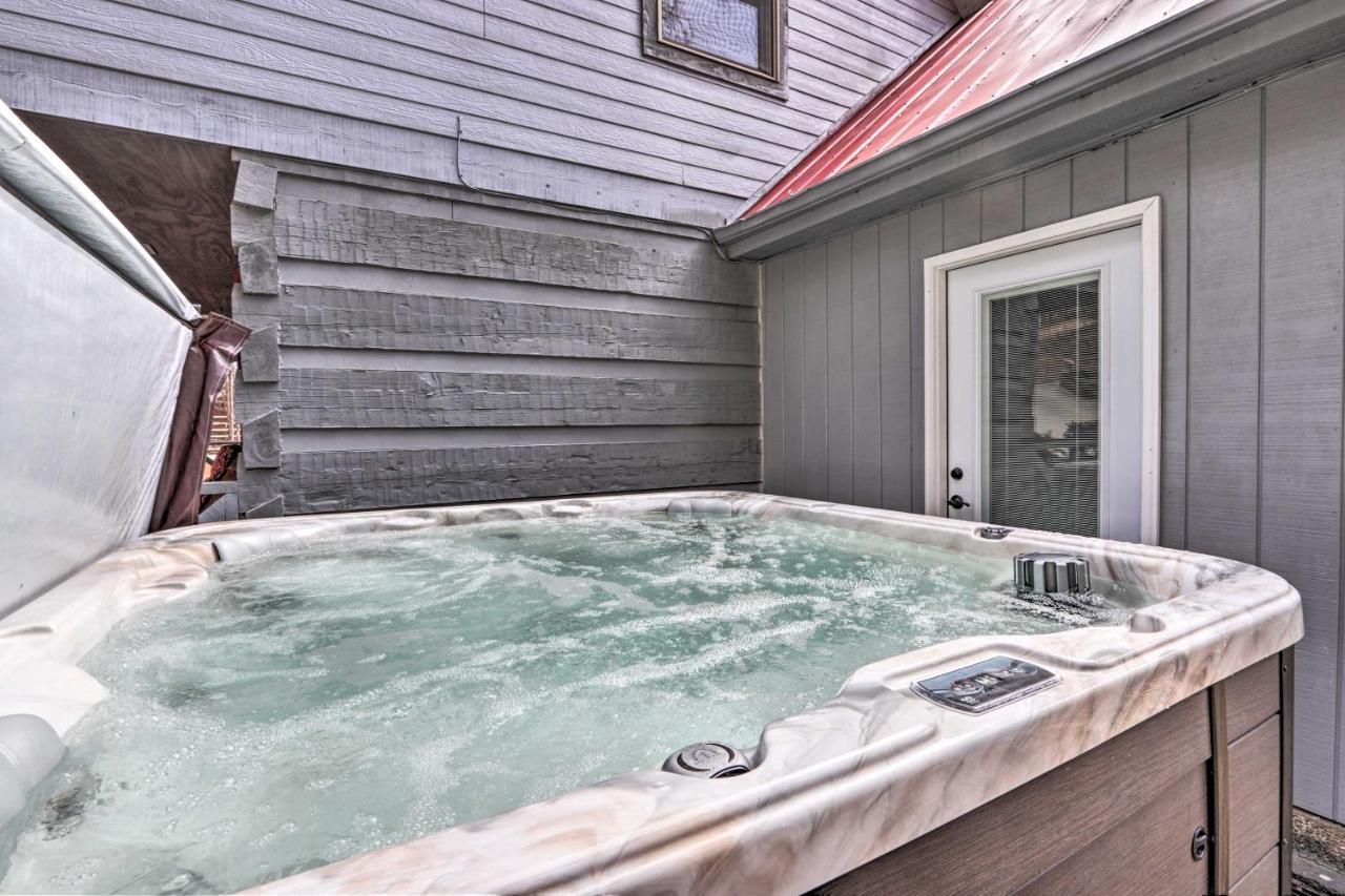 Pigeon Forge Cabin With Hot Tub, 12 Mi To Dollywood! 외부 사진